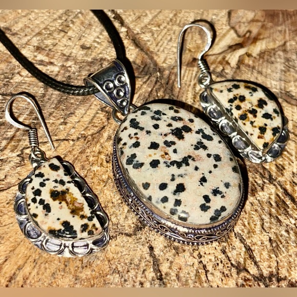 Dalmatian Jasper Pendant & Earrings Set - Picture 2 of 5